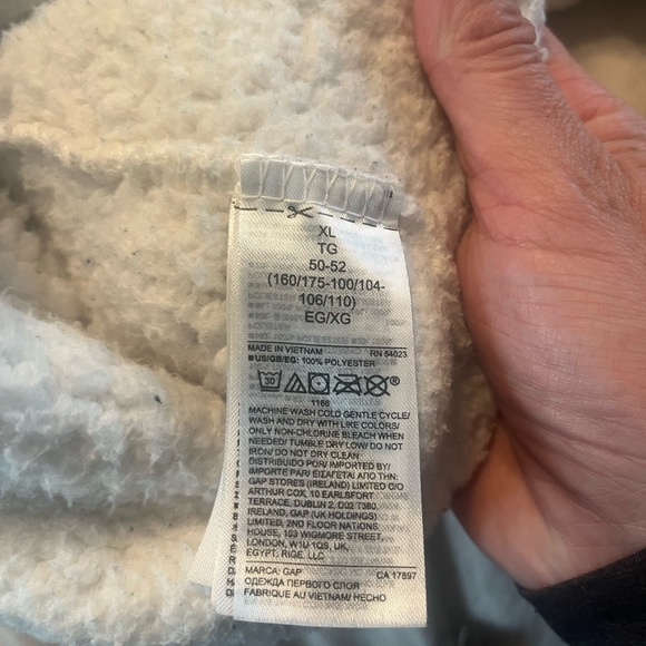 Gap white furry fleece pullover xl - Picture 8 of 9